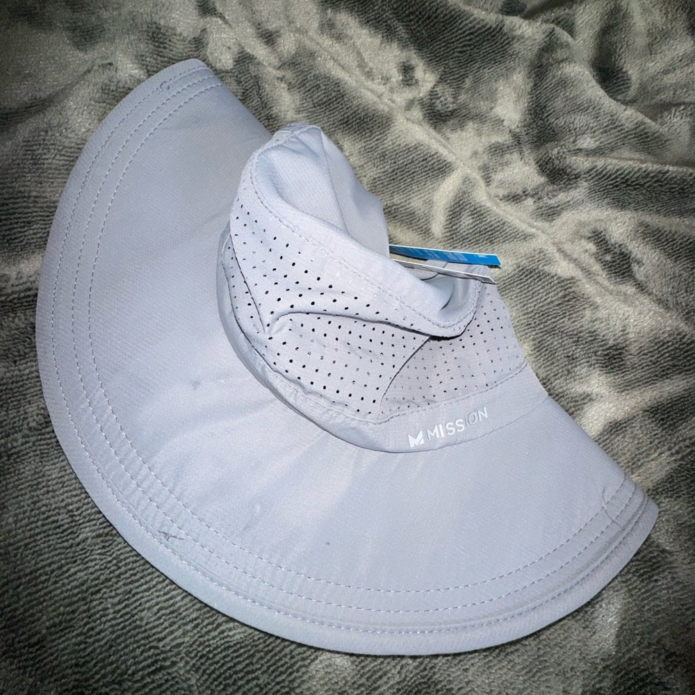Grey hat sun with uv protection